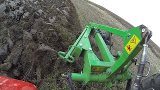 картинка: Пахота в поле №2 минитрактором - Shifeng SF-354 плугом BOMET.