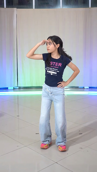 AW AW SUPERGIRLIES FYP TREND BERGANDENGAN TANGAN