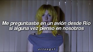 Hayley Williams - Parachute [Español // Official Video]