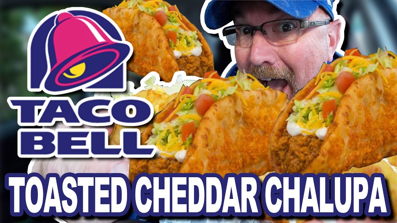 BEST ITEM EVER from TACO BELL!!! 🌮🌮 TOASTED CHEDDAR CHALUPA • Chicken vs Beef