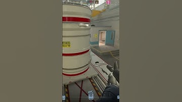 💥 Counter Strike 2 💥 - Defuse clutch! 🙈  #counterstrike #counterstrike2 #cs2 #clutch #shorts
