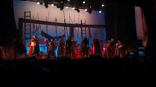 Download Lagu Pertunjukan teater quantum \ MP3