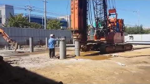 Đóng cọc bê tông bằng búa thủy lực I Piling Work machine