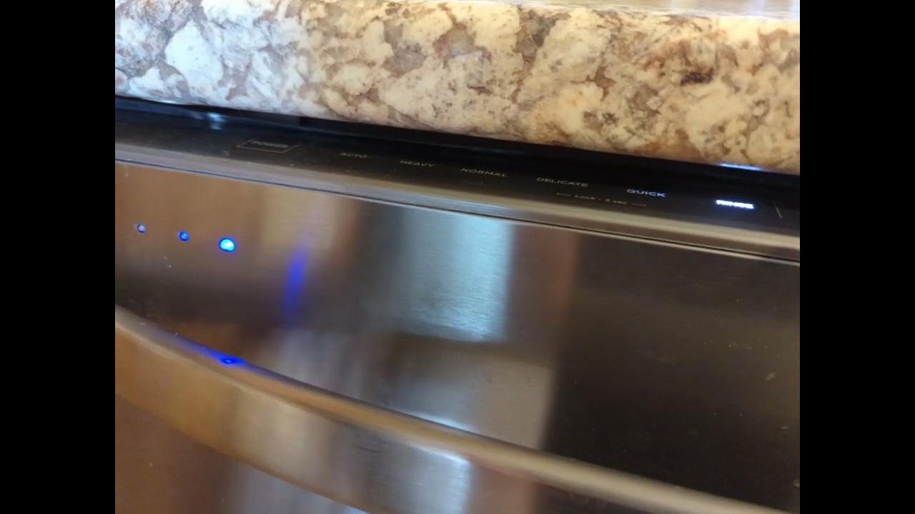 Midea MODEL MDT24H3AST SERIAL 3217600004A1A105600413(1) - YouTube