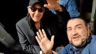 Al Pacino a Roma Superstar sul set del film House of Gucci saluta i fan col Salutatore HelloMan