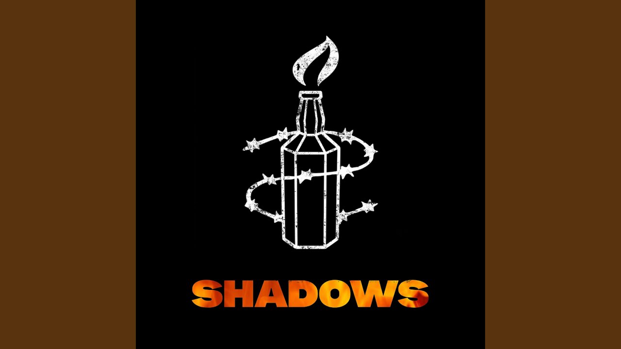 Guarda Shadows su YouTube Guarda Shadows su YouTube