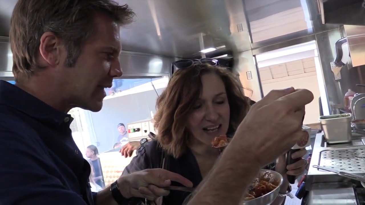 Aprire un Pasta Take Away su un Food Truck? Emanuele Filiberto ci spiega il suo progetto.