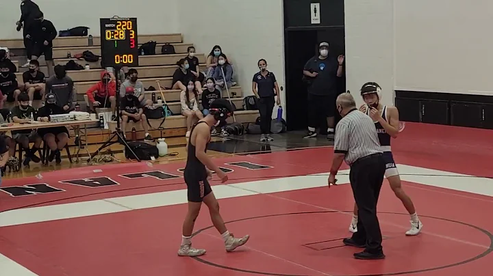 113: Joshua Frias ('Iolani) vs. Evan Kusumoto (Kam...