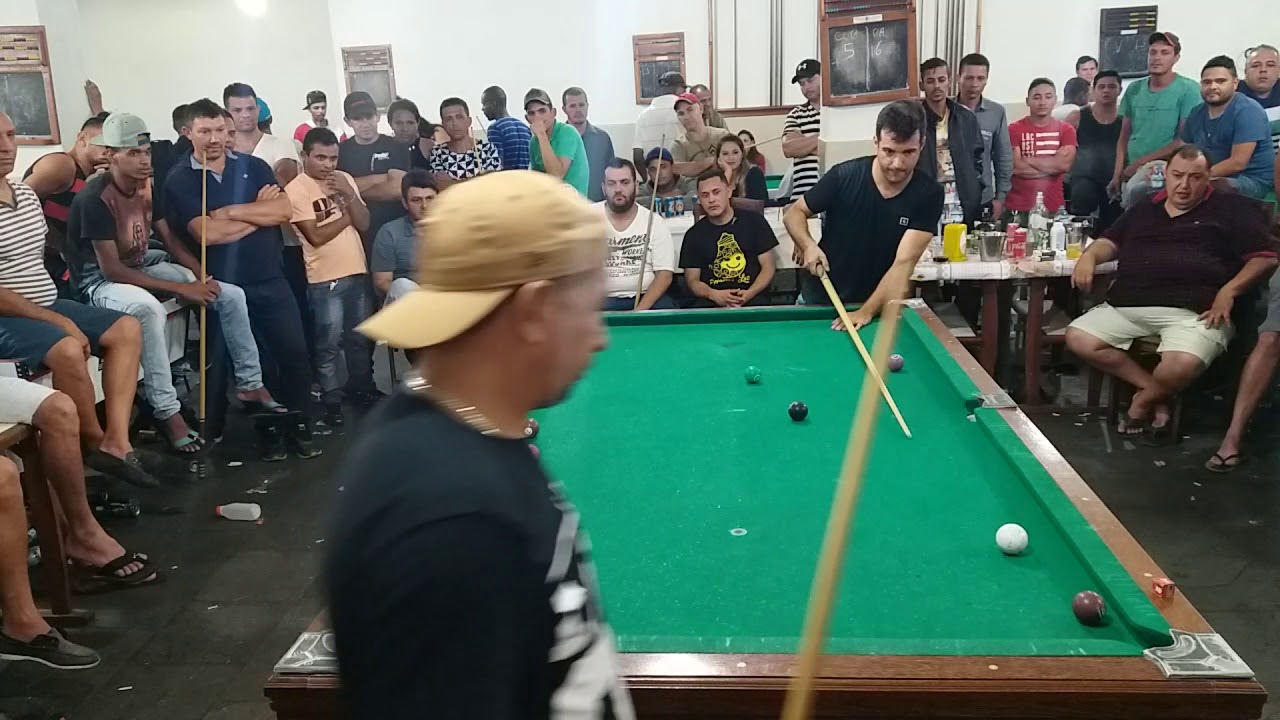 Baianinho de Mauá X Cobrinha, semi final do torneio de sinuca de