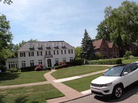 Driving Wayne County - Grosse Pointe Park - Huge Mansions - Windmill Point - Expensive - Rich