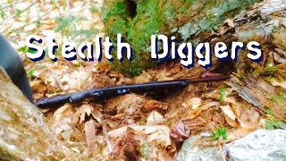 #11 - Strange things - Metal detecting NH found a rifle gun Garrett ATPRO Cellar hole finding guns