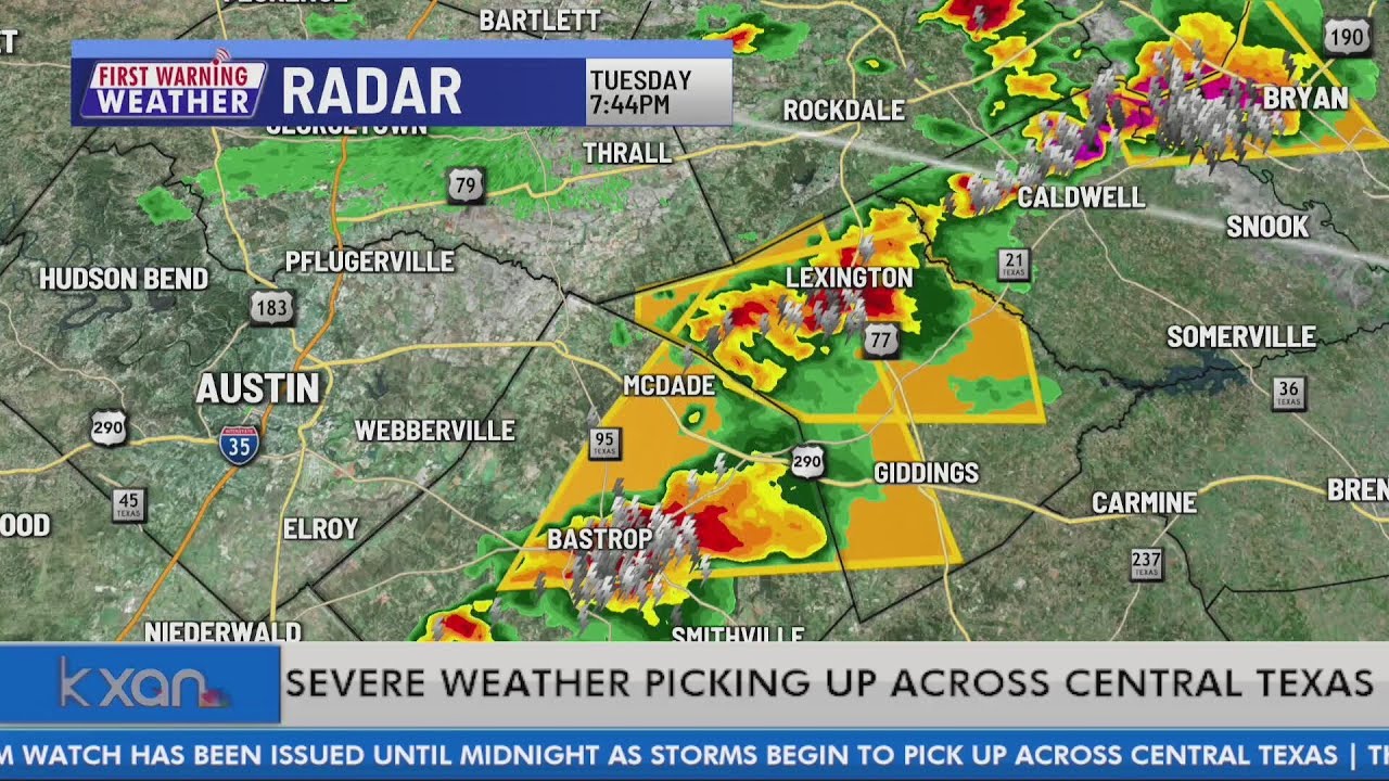 Severe weather picking up across Central Texas - YouTube