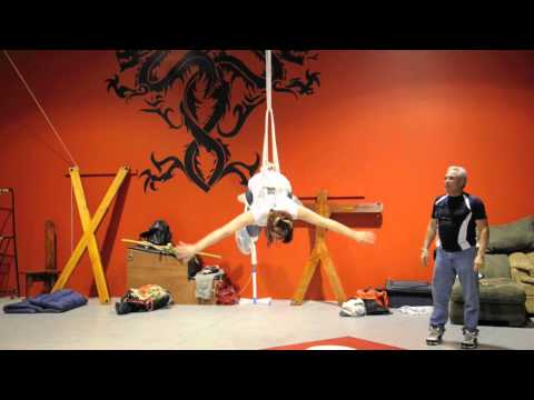 Bungee suspension - YouTube