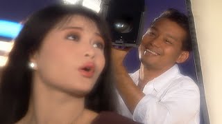 ရွှေလီမှာချစ်သက်သေထူမည့် ဒွေးနဲ့ထက်ထက်