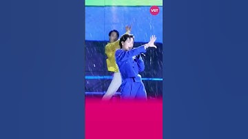 Đức Phúc ở Intervision: Bắt chước Phương Mỹ Chi?