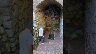 Opa Ist In Einen Verfluchten Brunnen Gegangen