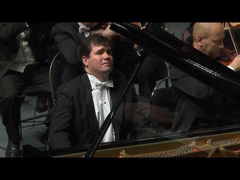 Santiago Piñeirúa plays Beethoven piano concerto No. 4 Op. 58