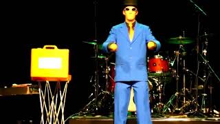 Salah Robot Dance 2015