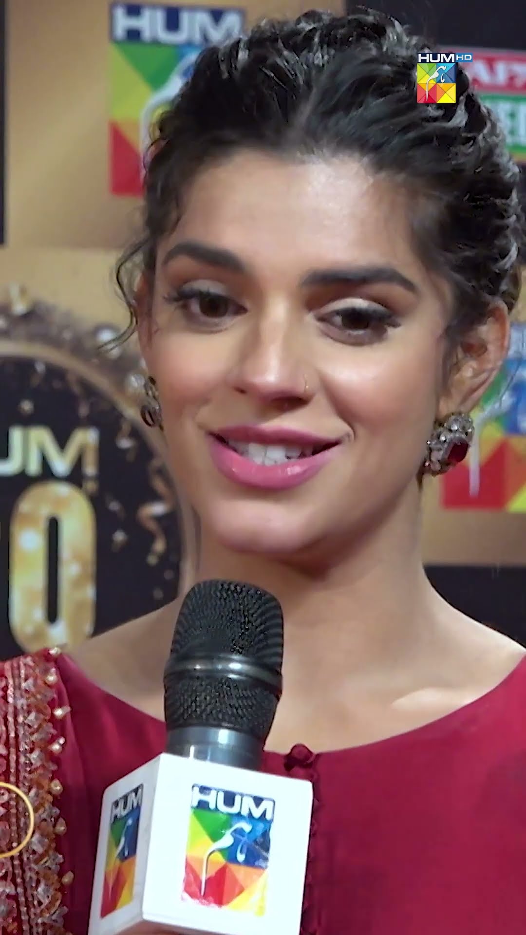 Sanam Saeed is here to honor HUM TV’s phenomenal legacy at HUM 20 Years of Magic #20YearsOfMagic