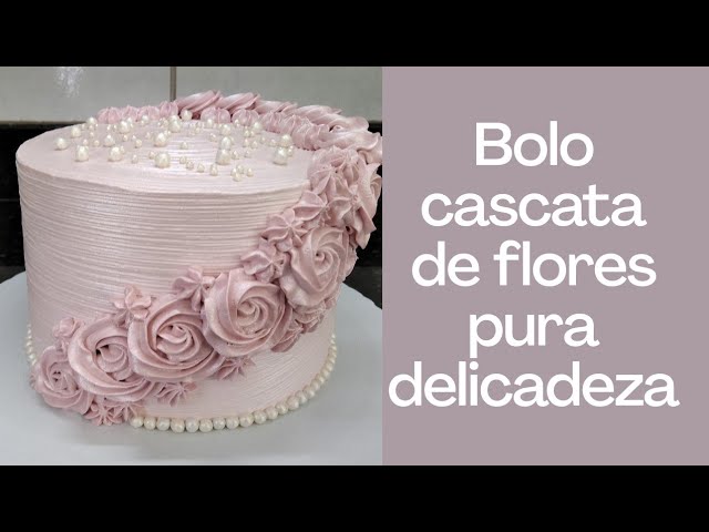 Bolo tema Feminino Espatulado simples Cascata de Rosetas e Borboletas -  Bico 1M - Karine Cakes 