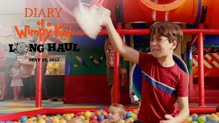Diary of a Wimpy Kid: The Long Haul | Diaper Hands Remix | Fox Family Entertainment Resimi