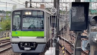都営新宿線10-300形470F-区間急行本八幡行き-若葉台駅到着