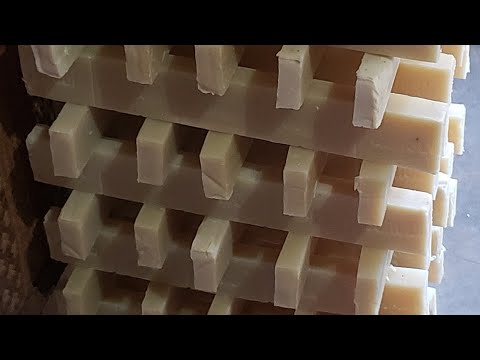 Jinsi Ya Kutengeneza Sabuni Ya Mche Ya Jamaa