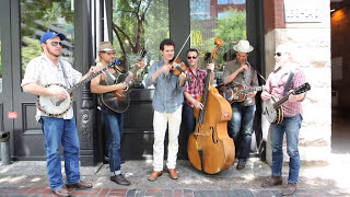 Old Crow Medicine Show - Bootlegger's Boy LIVE - Busking on 2nd Avenue in Nashville chords