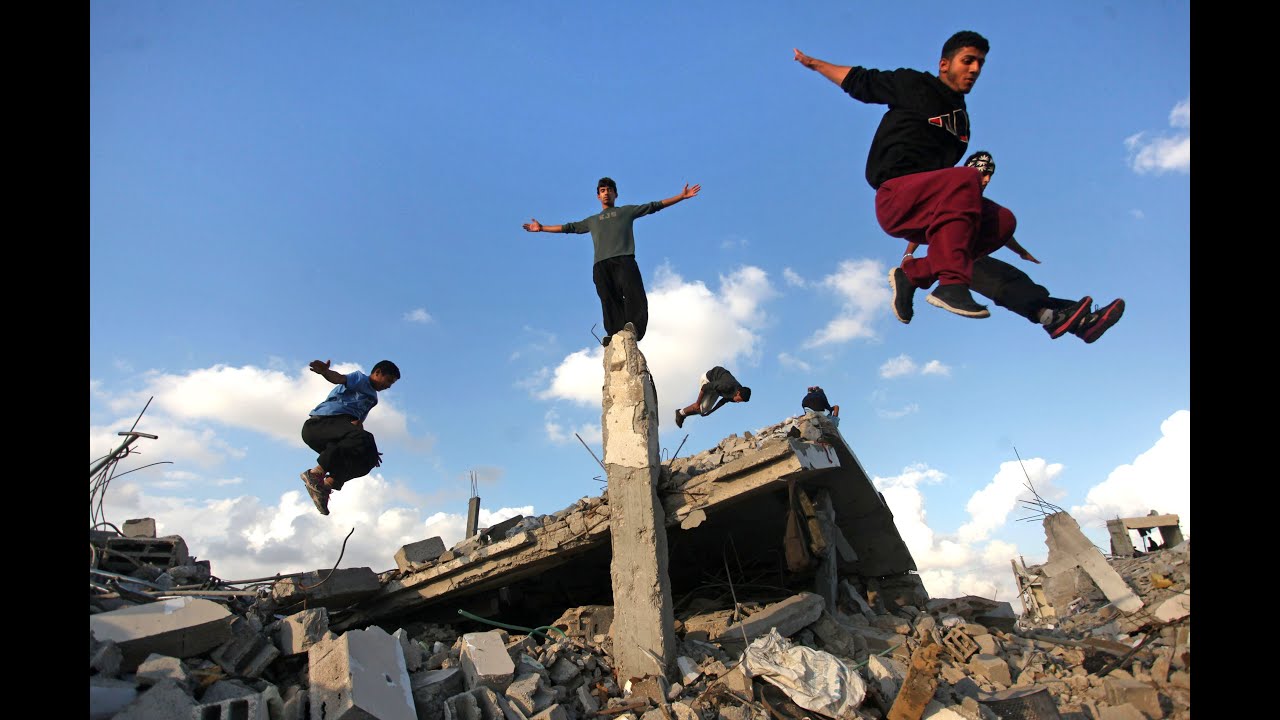 Parkour &amp; FreeRunning ! ПАРКУР ПОД МУЗЫКУ ! ФРИРАННИНГ В ГОРОДЕ ! ПОБЕГ ОТ ПЕРВОГО ЛИЦА !