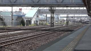 JR東海 特急しなの9号 + JR貨物 EF210-141 貨物列車(5071レ 桃太郎)清洲
