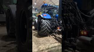New Holland T7040 AutoCommand