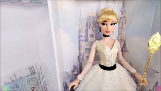 картинка: ASMR Disney Cinderella 50th Anniversary Doll Review/АСМР Обзор Коллекционной Куклы Золушка