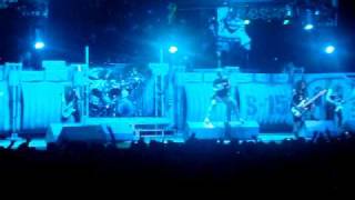 blood brothers iron maiden live 2010 montreal centre bell