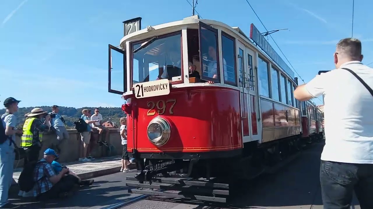 Tramvajový průvod ke 150 letům MHD Praha (Mánesuv most 21.9.2025) 1.část