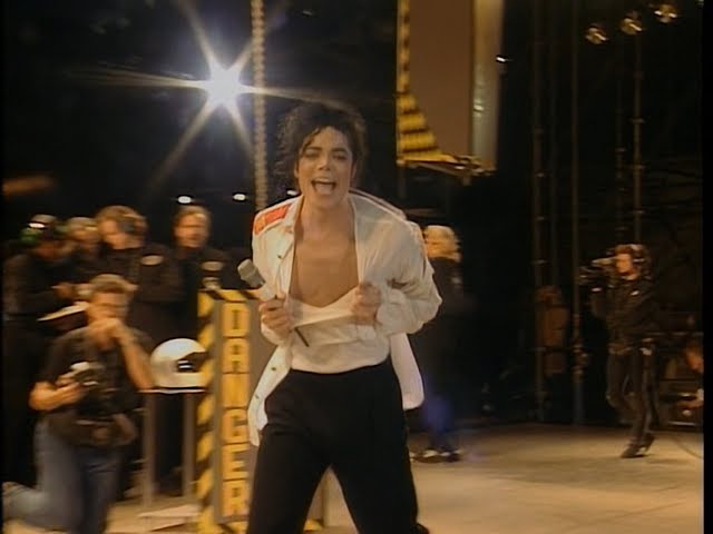 Michael Jackson Man In The Mirror live in Dangerous Tour Copenhagen, Denmark 1992 class=