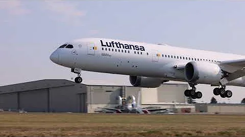 Lufthansa Second 787-9 Predelivery Test Flight Landing At PAE. Named "Frankfurt am Main"