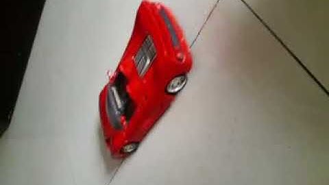 Auto controlado por Arduino, Bluetooth y Android APP