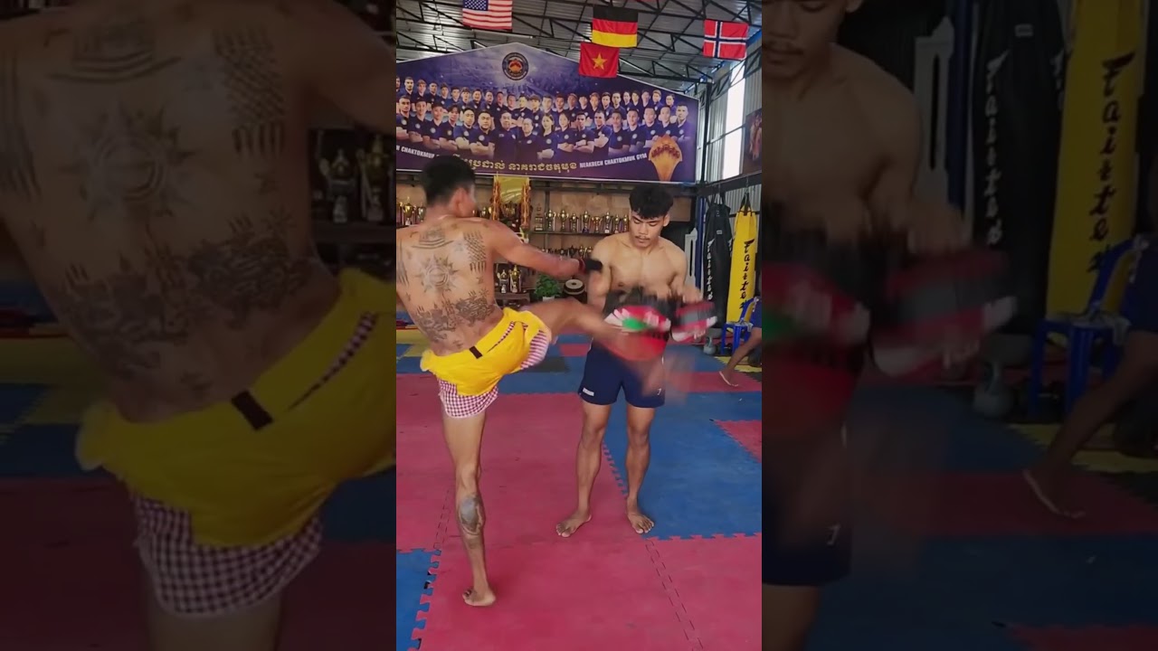 Fast heavy long kick training  #kunkhmerfighting #boxing #kunkhmer #mma #ufc #martialarts #fighter