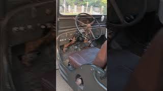 Download Lagu Pagi ini ketemu Barang Antik Jeep Willys 1952 | stir kiri Original #willysjeep @SibueaBrothers MP3