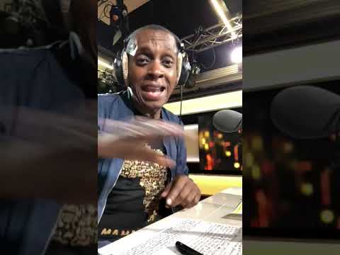 Claudy Siar chante "1er Gaou" de Magic System !