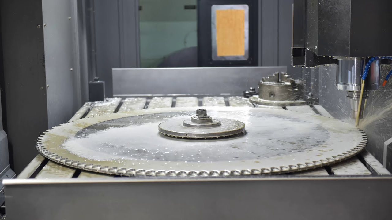 Machining extra large sprockets work pieces YouTube