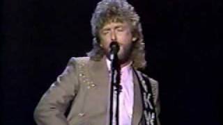 Video thumbnail of "Keith Whitley-"It's All Coming Back to Me Now" (Live-1989)"