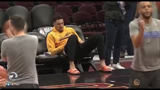Draymond slapping Nick Young at practice