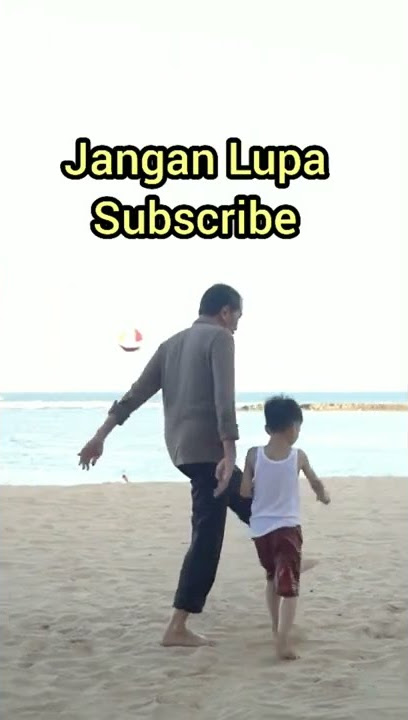 Pak Jokowi Bermain Bola Di Pantai Nusa Dua Bali #jokowi#nkri#shorts