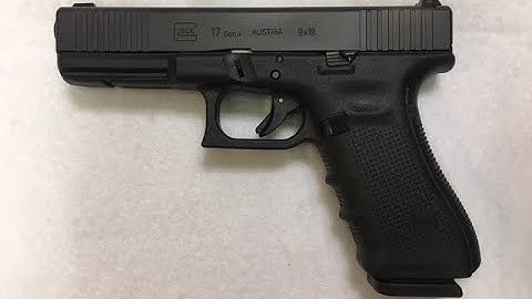 Shooting the Glock 17 Gen 4 with Front Cocking Serrations