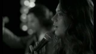 Video thumbnail of "Regina - Ljubav nije za nas (HQ)"