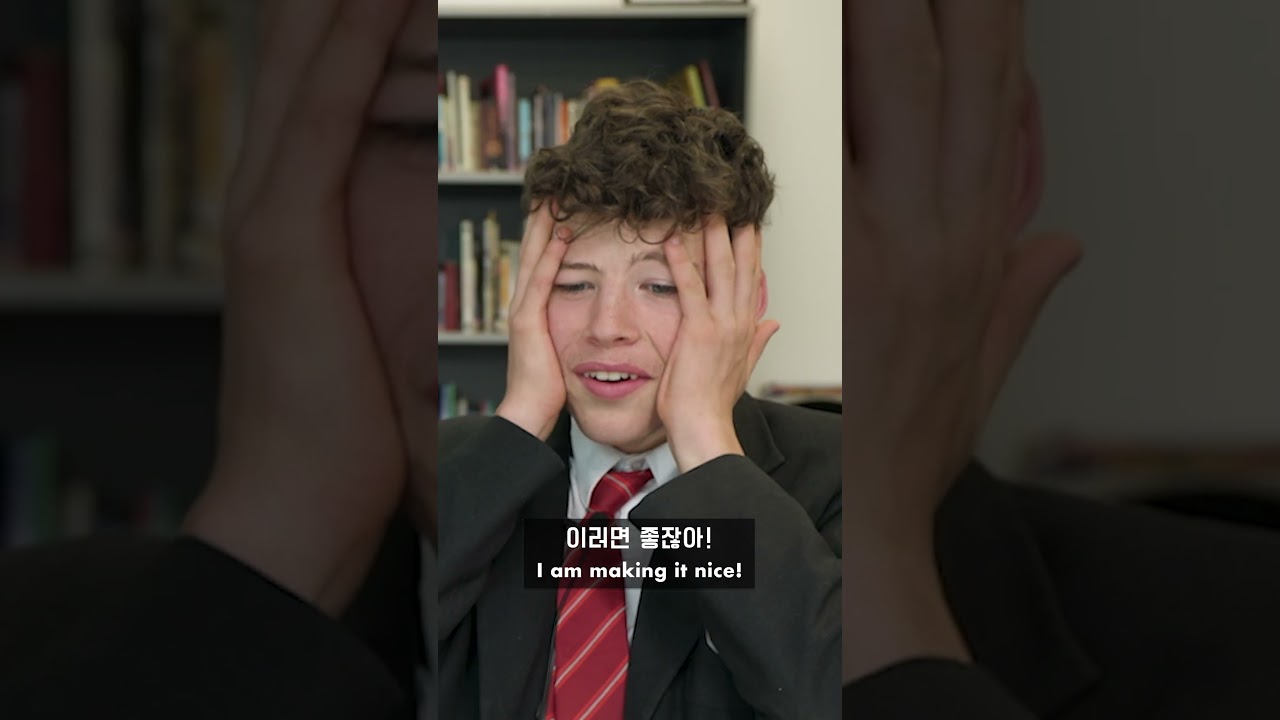 British High Schoolers Mind-Blown by Korean Snacks for the first time! - Whale Food