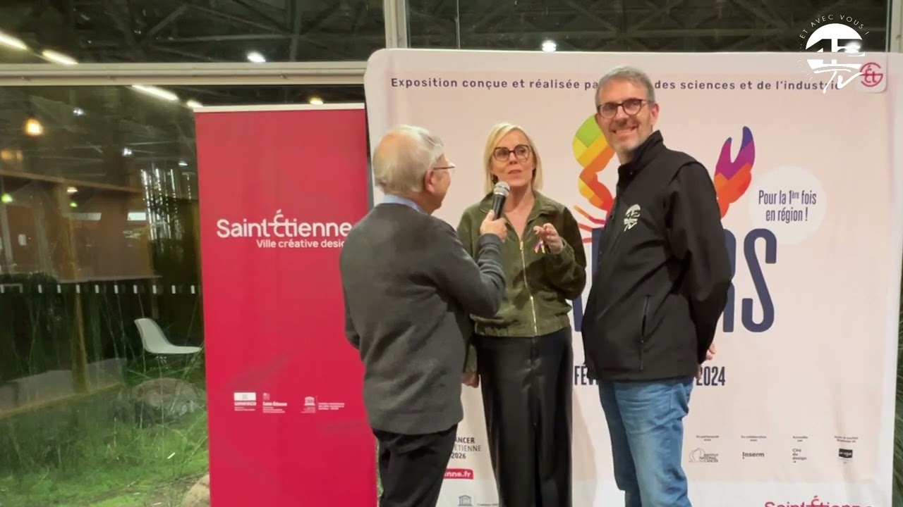 ⁣Rencontre avec la comédienne Caroline Le Flour qui nous présente " La Chauve SouriT "