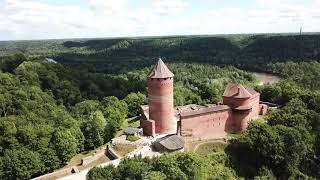 Латвия - Турайдский замок в Сигулде