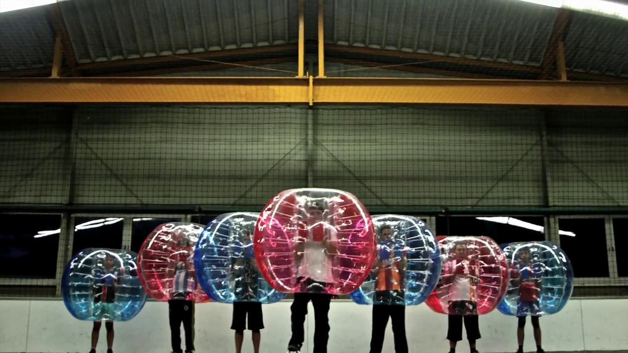 Bubble Soccer - YouTube